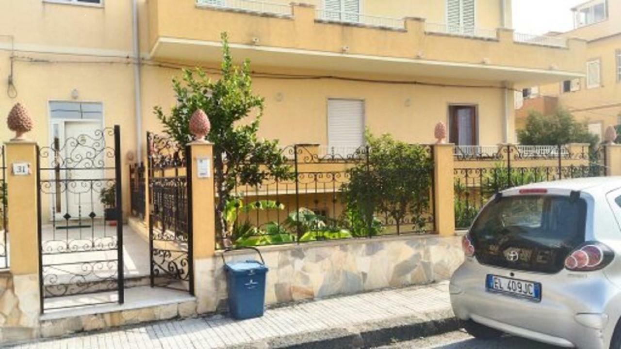 Appartement relax due passi dal mare à Spadafora Extérieur photo
